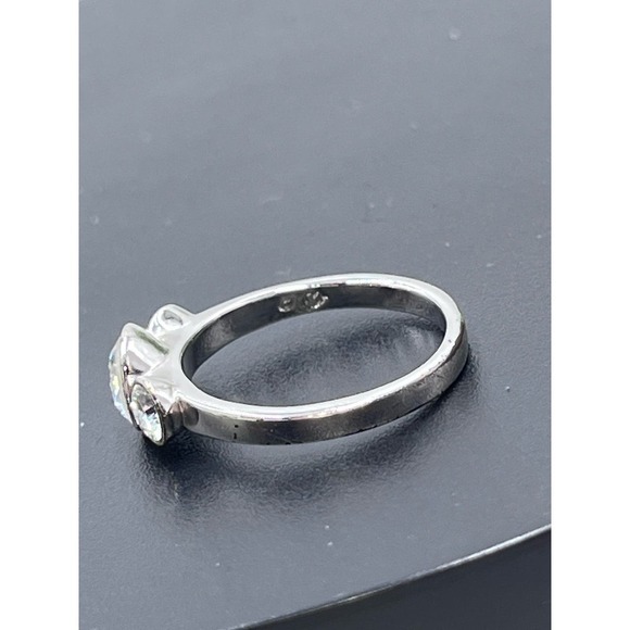 Swarovski Three Round Bezel Set Crystals Ring Sz 8.5 - Picture 9 of 11